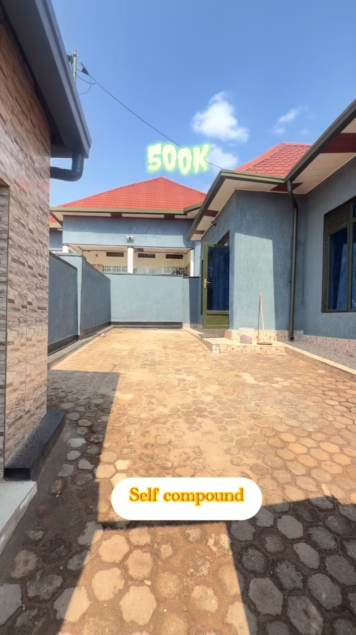 It’s unfurnished house for rent here in kigali rwanda Kicukiro Niboye close to st joseph school