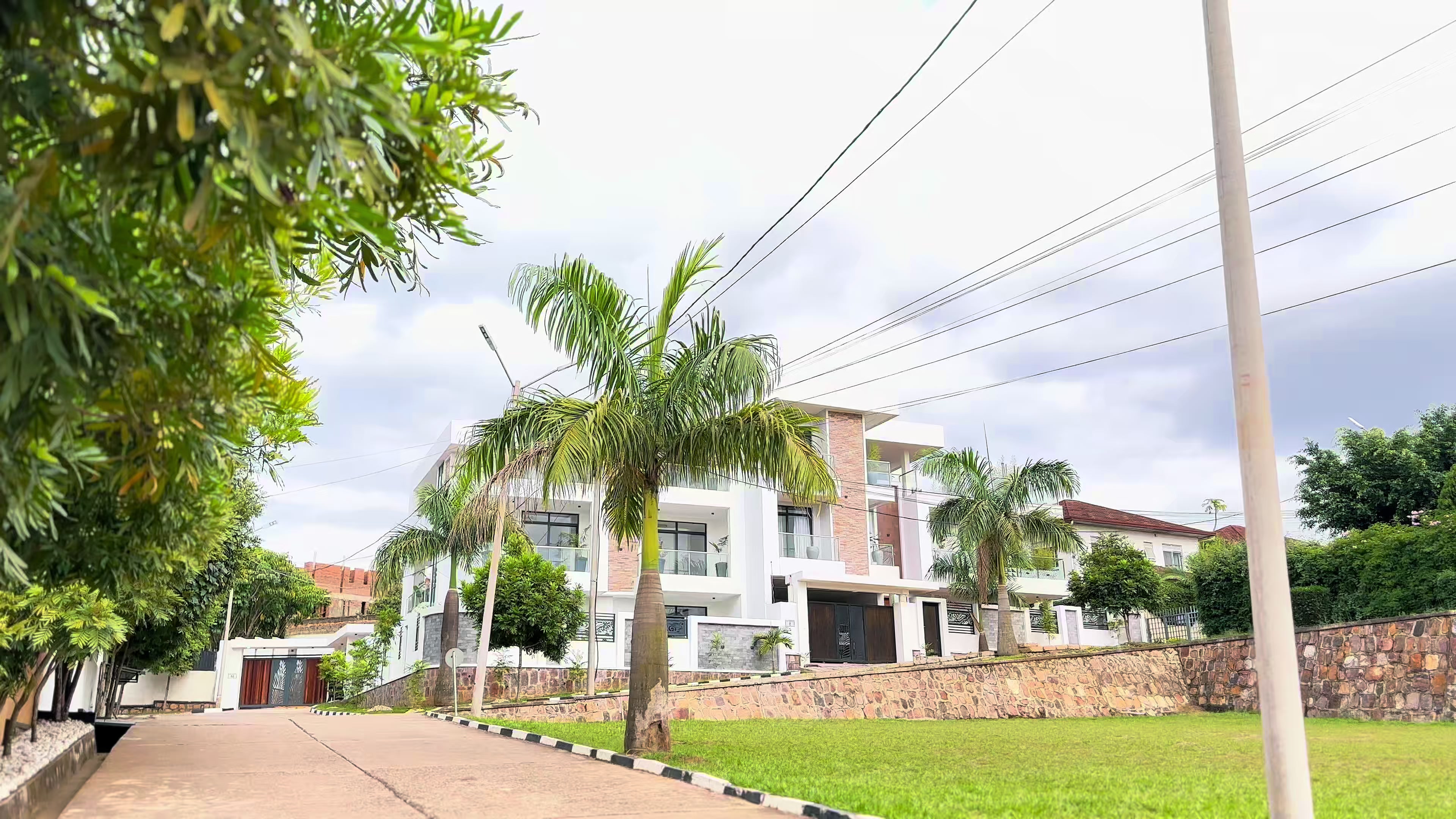 4-Bedroom Apartment for Rent in Kimironko, Gasabo