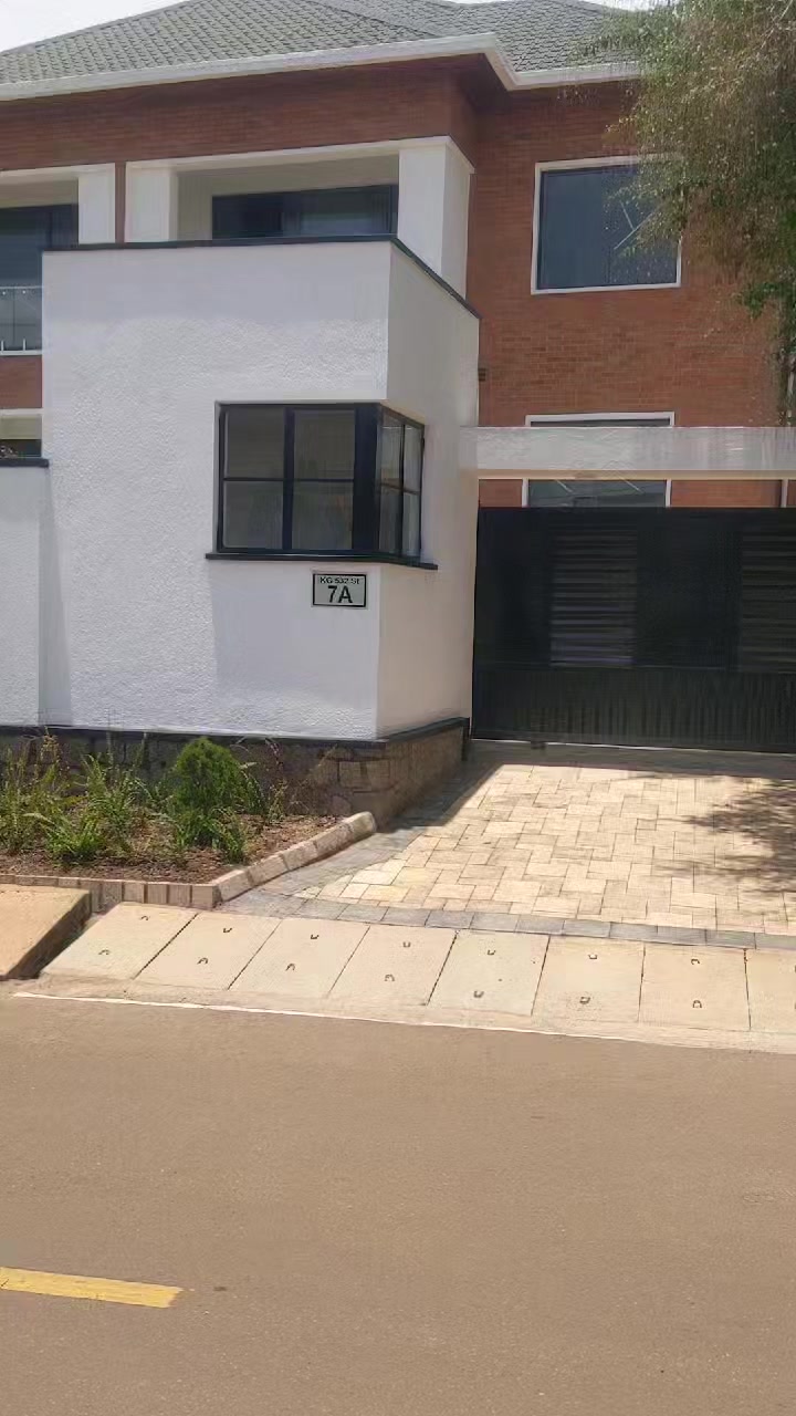 4-Bedroom House for Rent in Kinyinya, Gasabo
