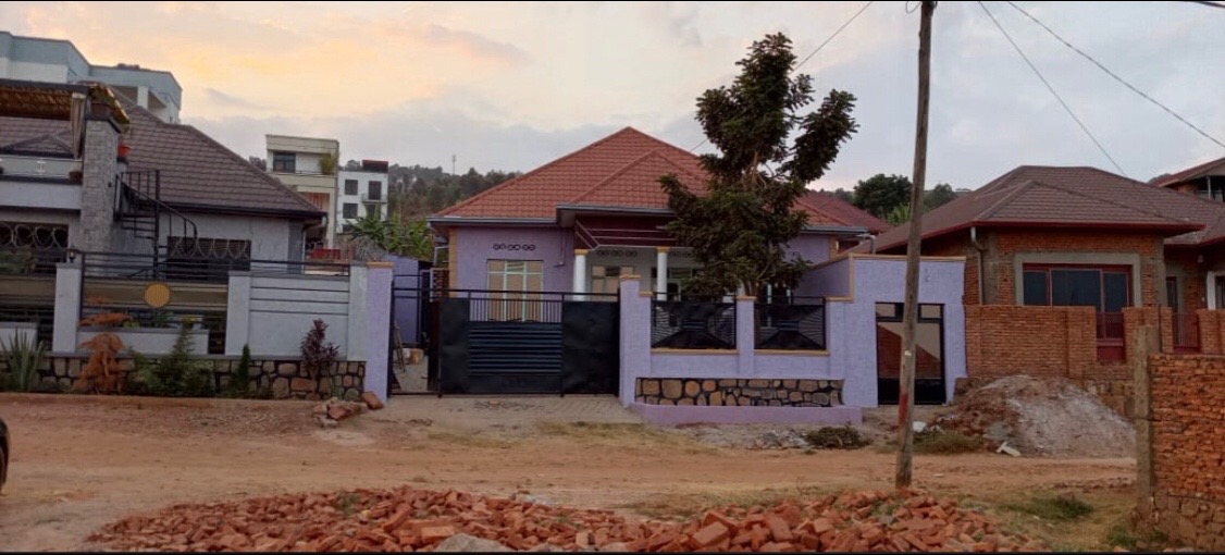 House for Sale in Kigarama, Kicukiro