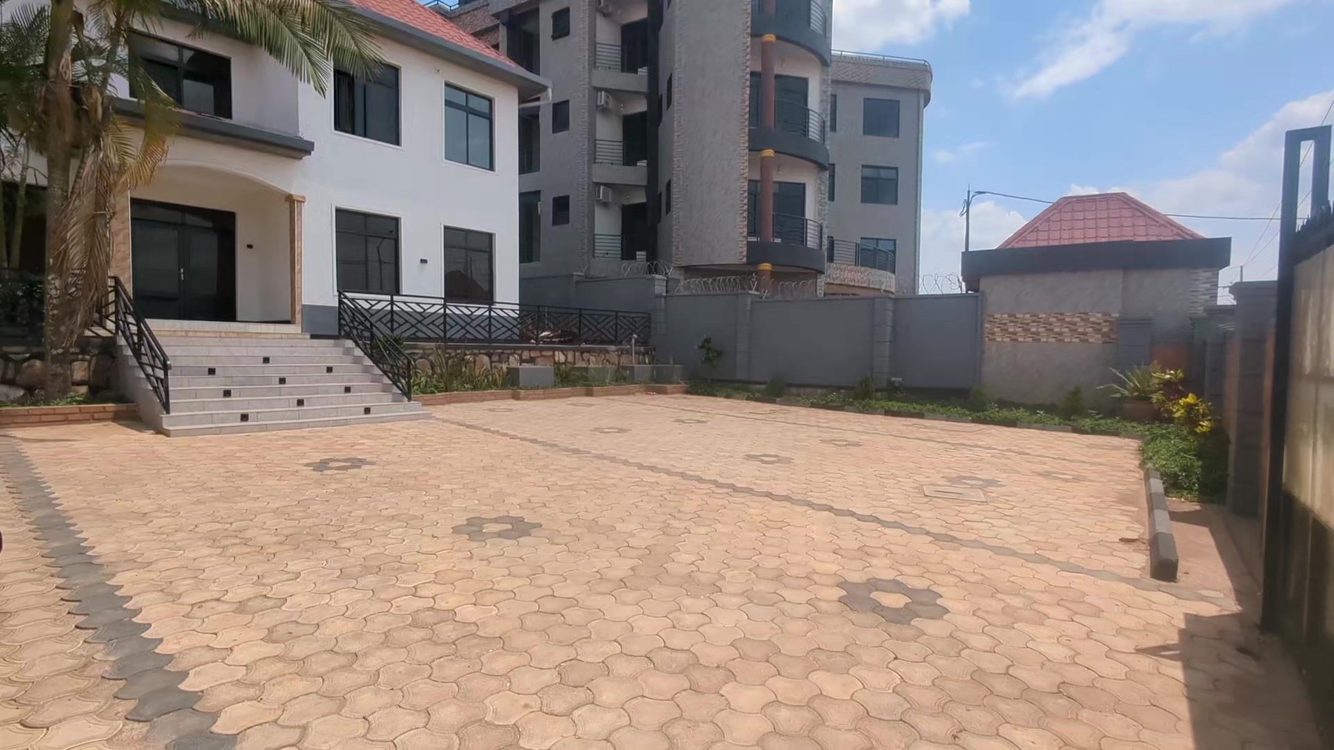 8-Bedroom House for Rent in Remera, Gasabo