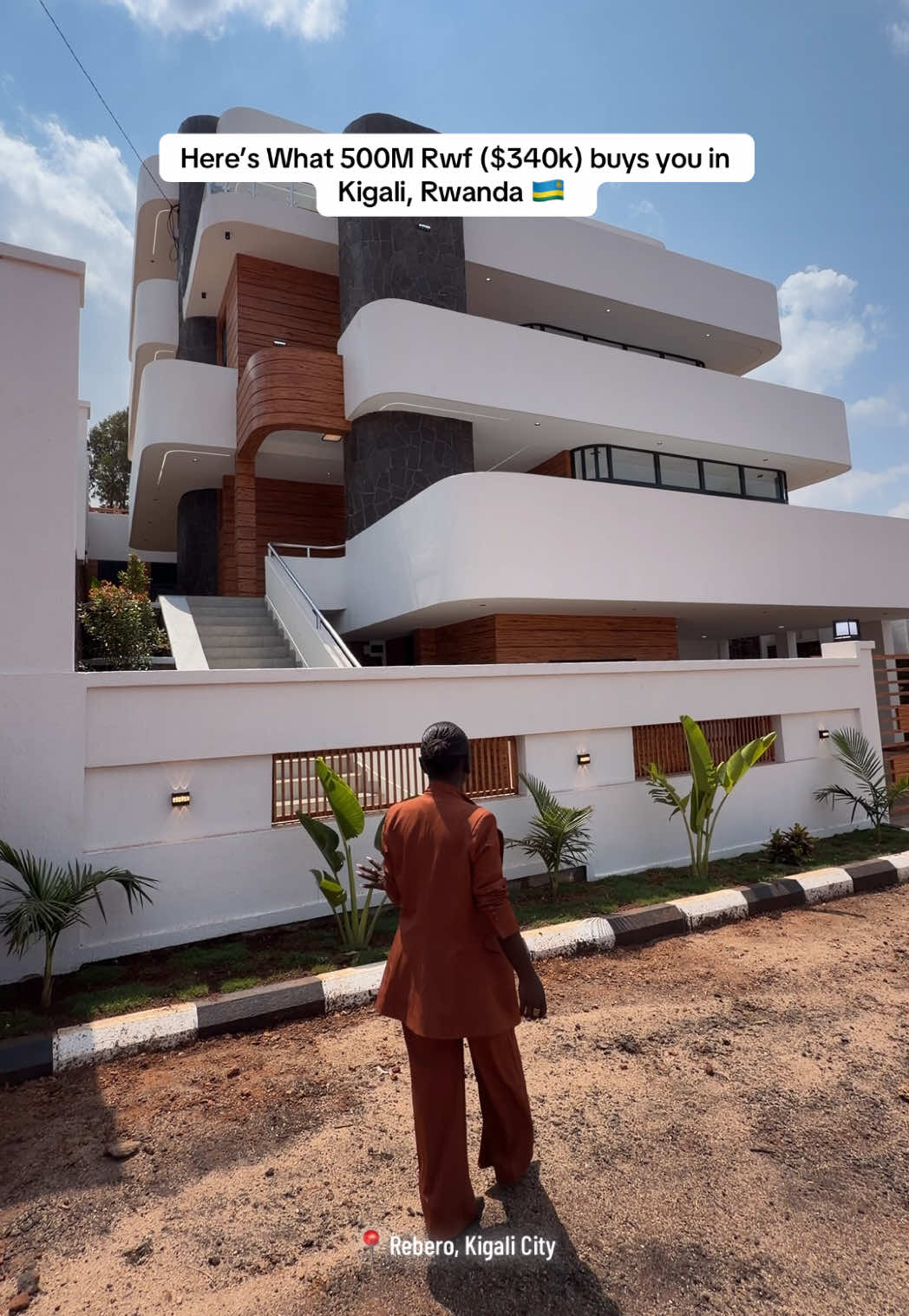 Brand-new modern home for sale in Rebero