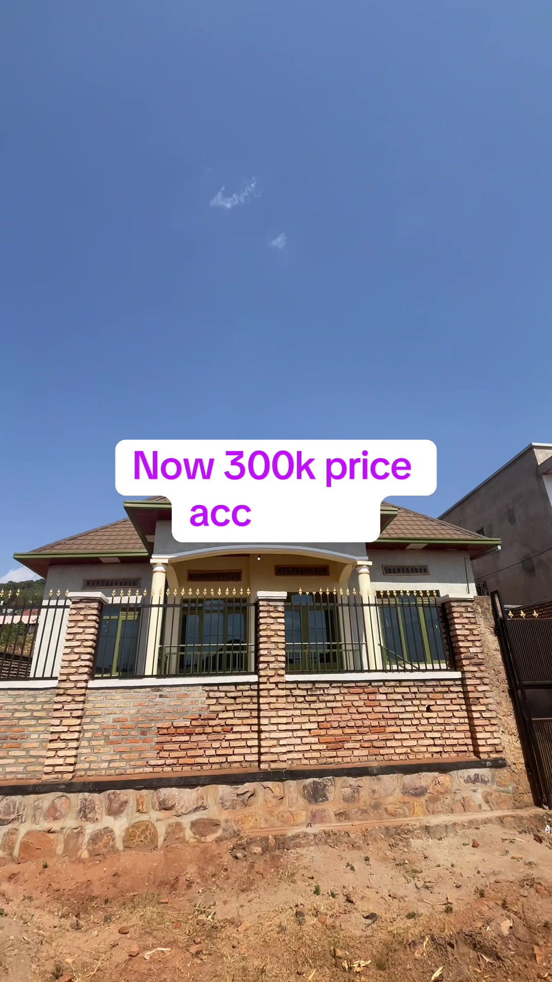 4bedroom self compound 300k price mostly welcome